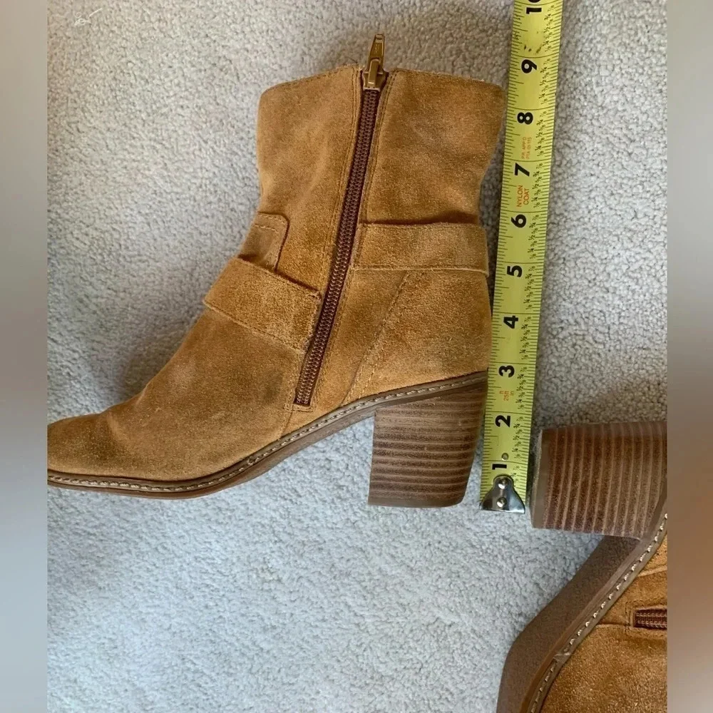 AK Anne Klein Suede bootiesS Brown size 7